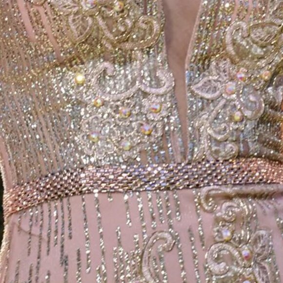 New Mermaid Sequins Embellished Mother Of Bride Gown w/ Beaded Straps GL2889 - Picture 6 of 13